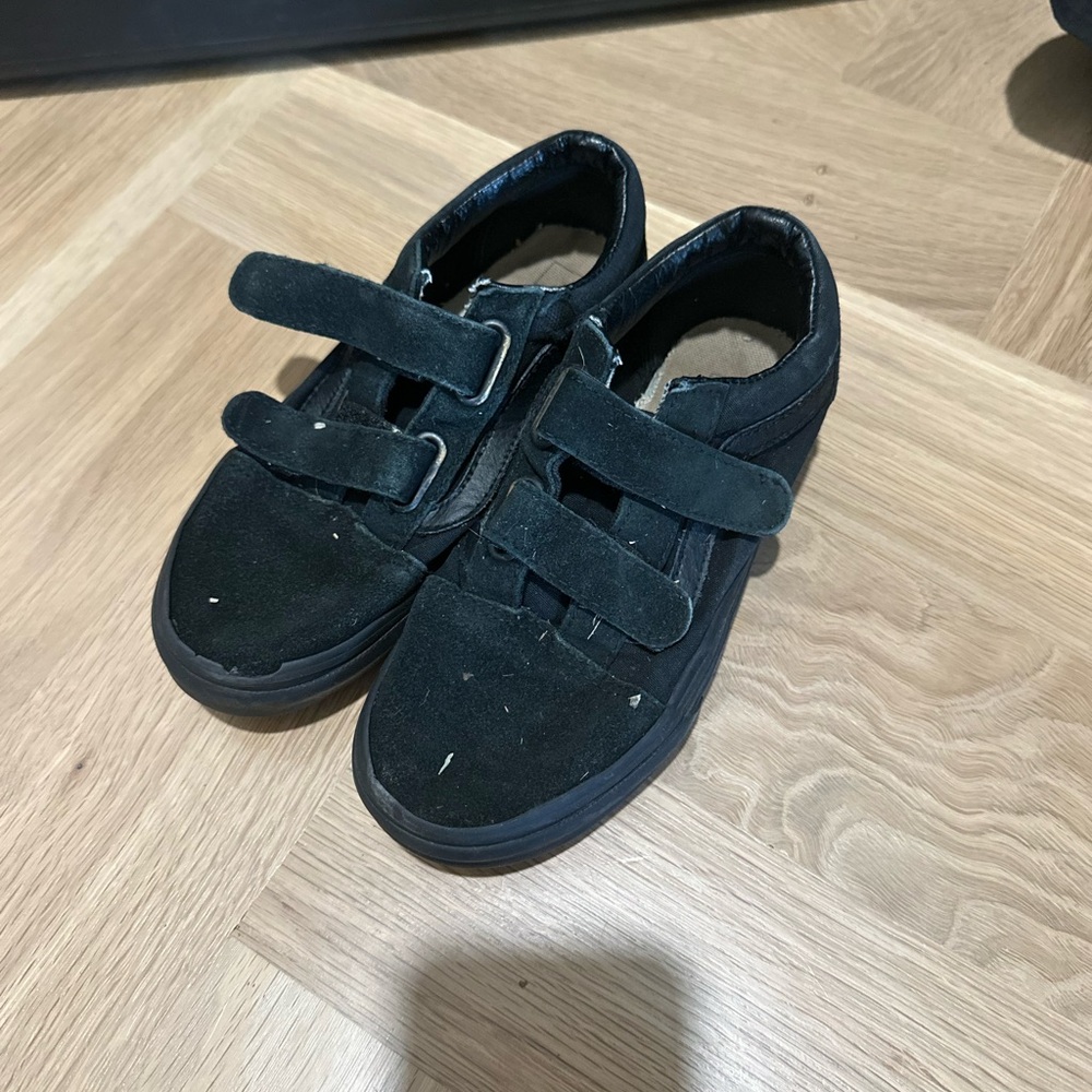 Vans Kids Black Velcro Sneakers